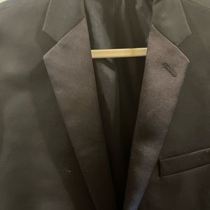 JCREW men’s Thompson Tuxedo Suit. 44L Jacket & 34x32 Trousers